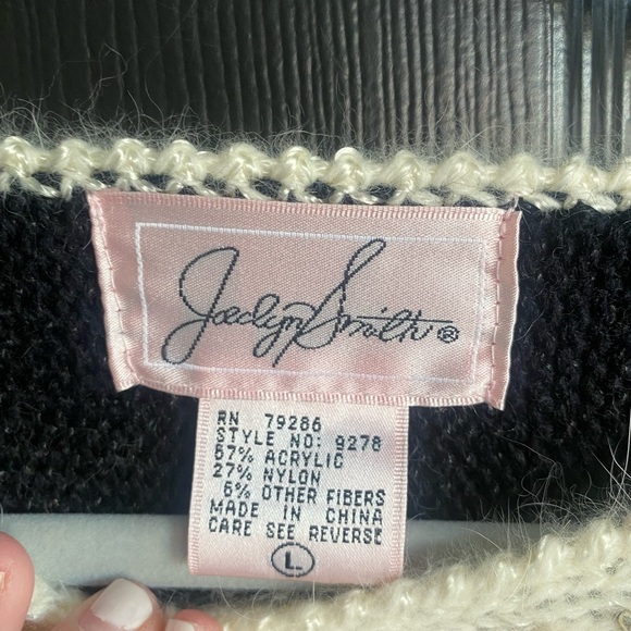 NWT Jocelyn Smith Vintage Beaded Gold Ivory Black Holiday Fancy Sweater Size L - Picture 4 of 8